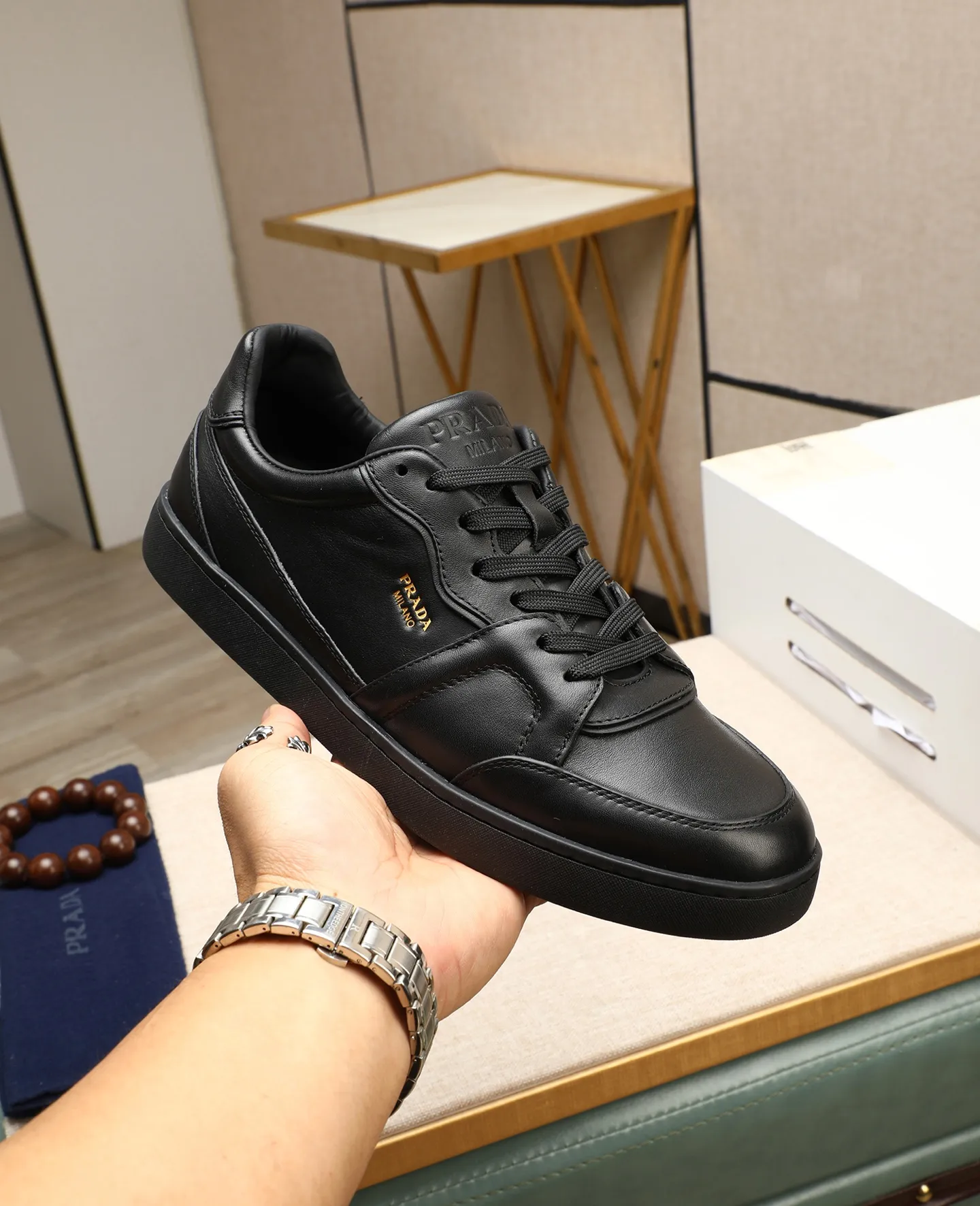 Men's shoes 💰580 🌹🌹[PRADA—Prada] 2025 latest model 🙈original replica! 👟👟👟Available here. The workmanship is top-notch. The upper is made from Italy. 🇮🇹Imported first-layer cowhide. ❗️Breathable genuine leather lining @Suitable for travel. The original version has an enlarged engraved sole, making it suitable for all kinds of travels, showing low-key luxury. Let quality speak for itself. Color: Size: 38-45